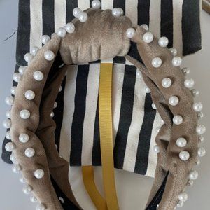 LELE SADOUGHI TAN PEARL KNOTTED VELVET HEADBAND
